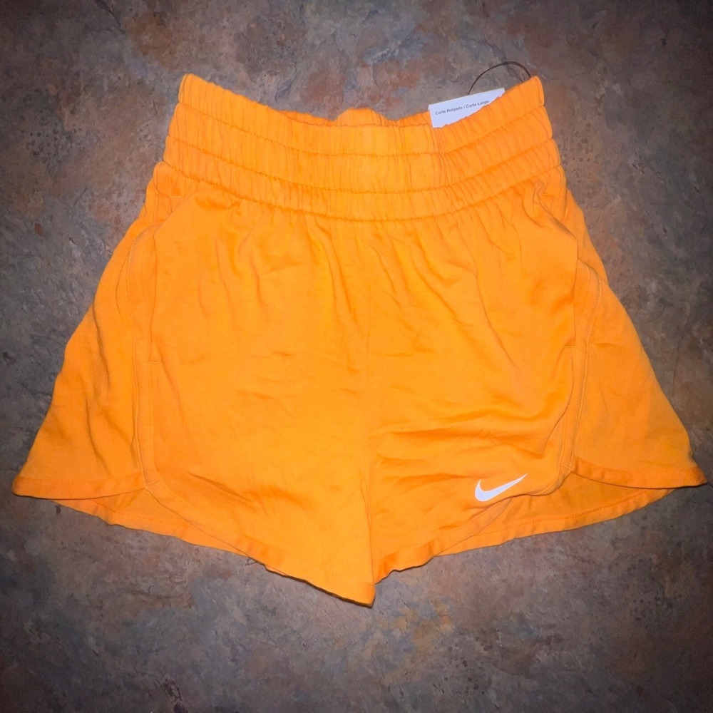 Nike‎ Dri-Fit Loose Fit Orange Athletic Shorts For kids, XS